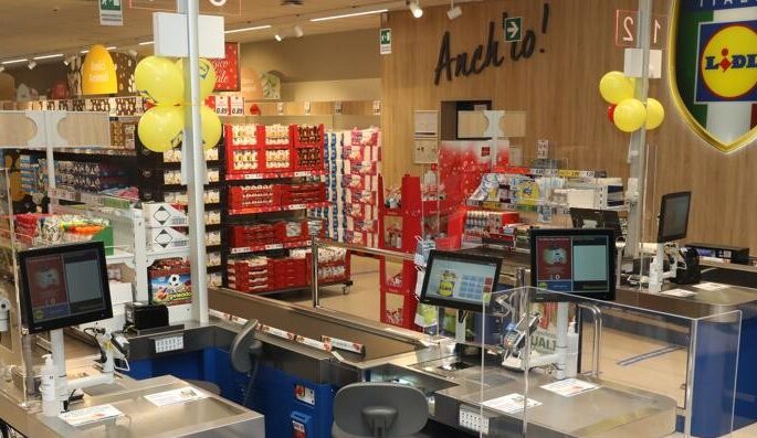 foto interno supermercato lidl
